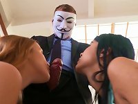Free Sex Two Naughty Teens Alexis Crystal And Lady Dee Fucking A Stranger In V For Vendetta Mask In 3some Action